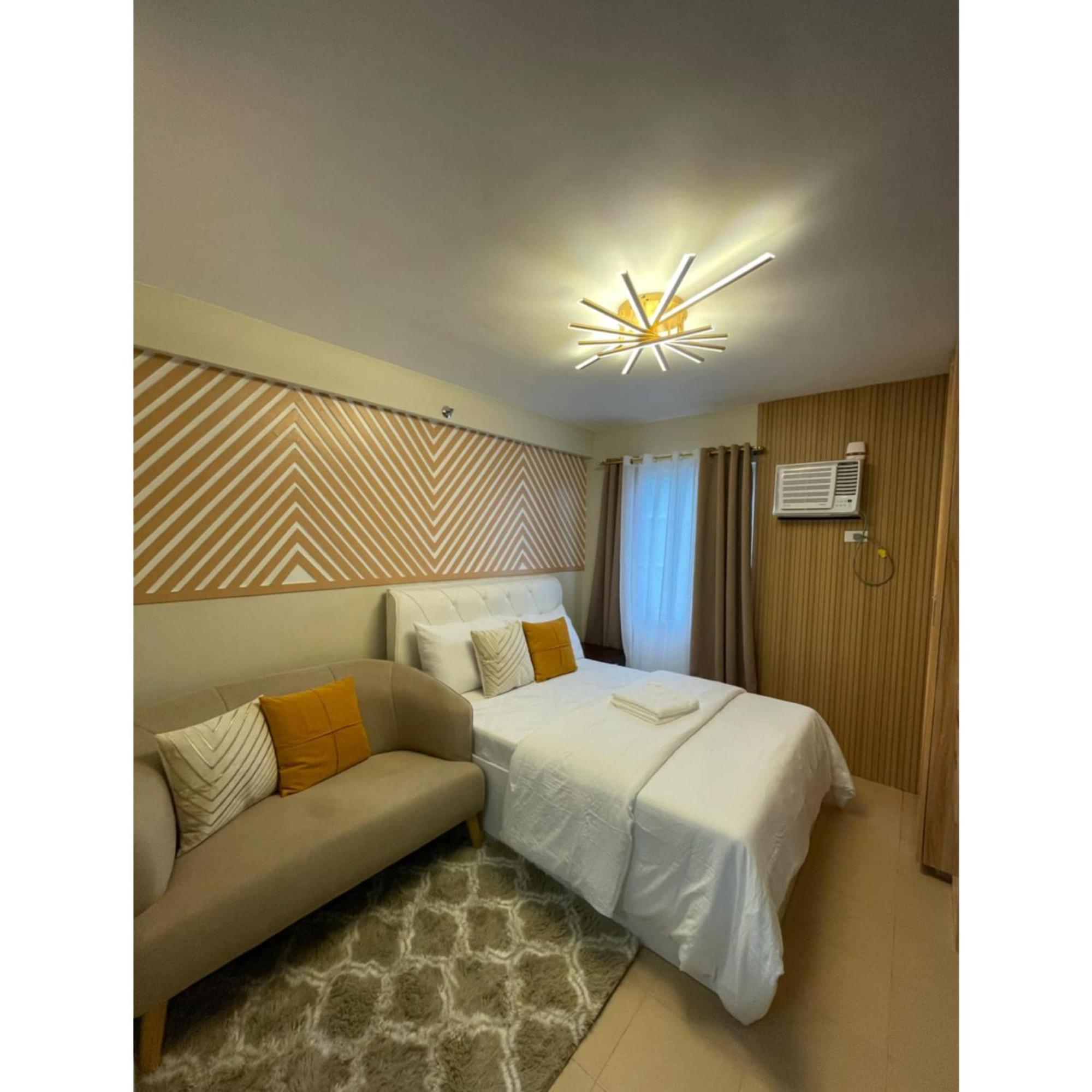 Marina Town Spatial Condominium 杜马格特 外观 照片